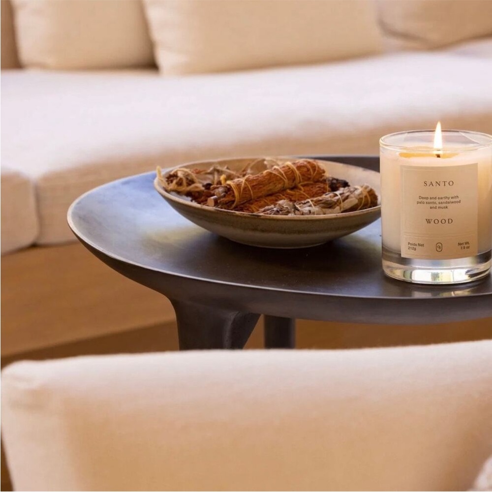 JENNI KAYNE OAK ESSENTIALS Santo Wood Jar Candle One Size NEW - Picture 13 of 13